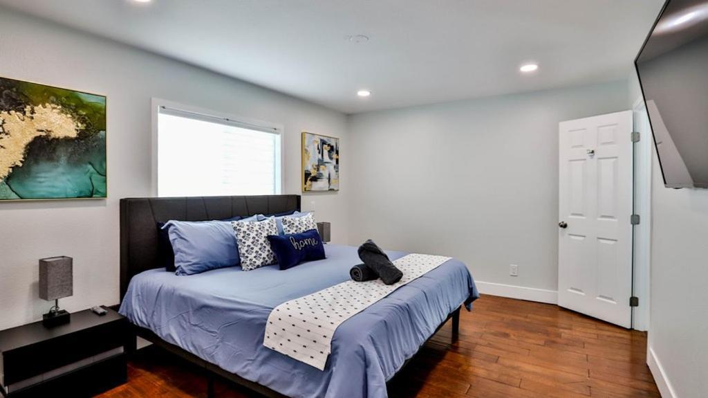 H&H Modern Lux 4Bd 1 King Suite 3 Queen Socal Disney Westminster Exteriör bild